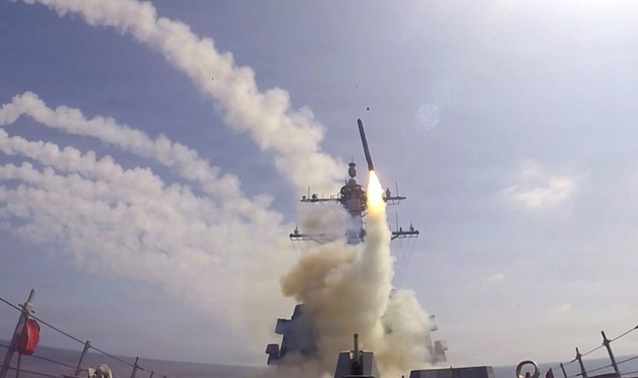 মধ্যপ্রাচ্যে যুদ্ধ: কার বিরুদ্ধে লড়ছে কে?